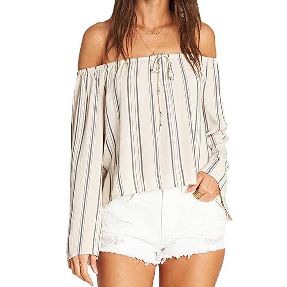 ❌SOLD LOCALLY- NWT Billabong top - Picture 3 of 11